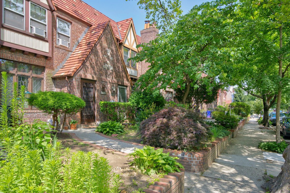 House in New York, New York, United States 3 - 18210458