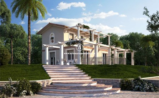 Land in Pietrasanta, Tuscany, Italy 1