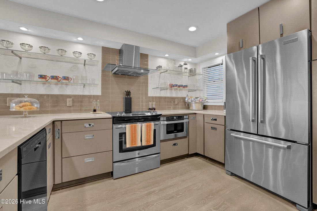 Condo in Wrightsville Beach, North Carolina, United States 5 - 18102710