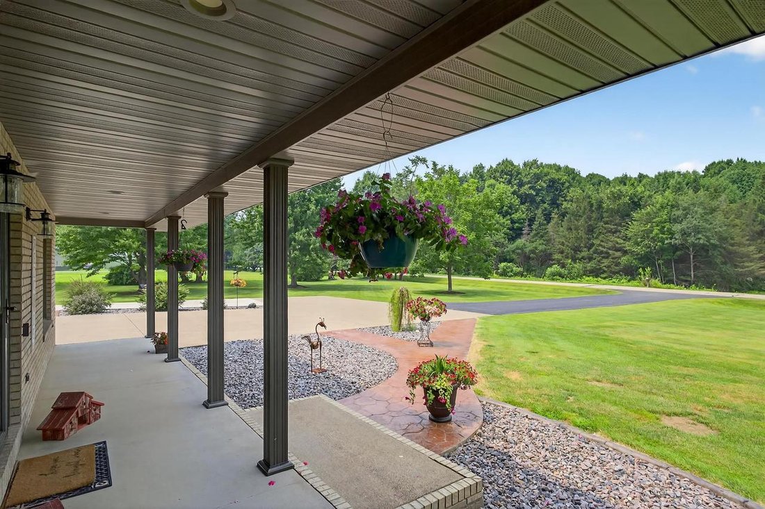 House in Auburndale, Wisconsin, United States 4 - 18265603
