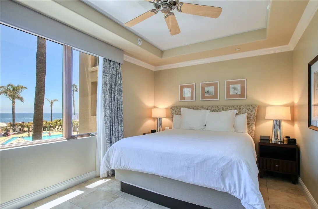 Pismo Beach, California, United States 4 - 18264670