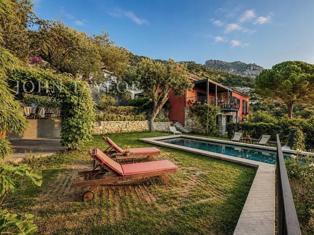 Villa in Beausoleil, Provence-Alpes-Côte d'Azur, France 1 - 18253594