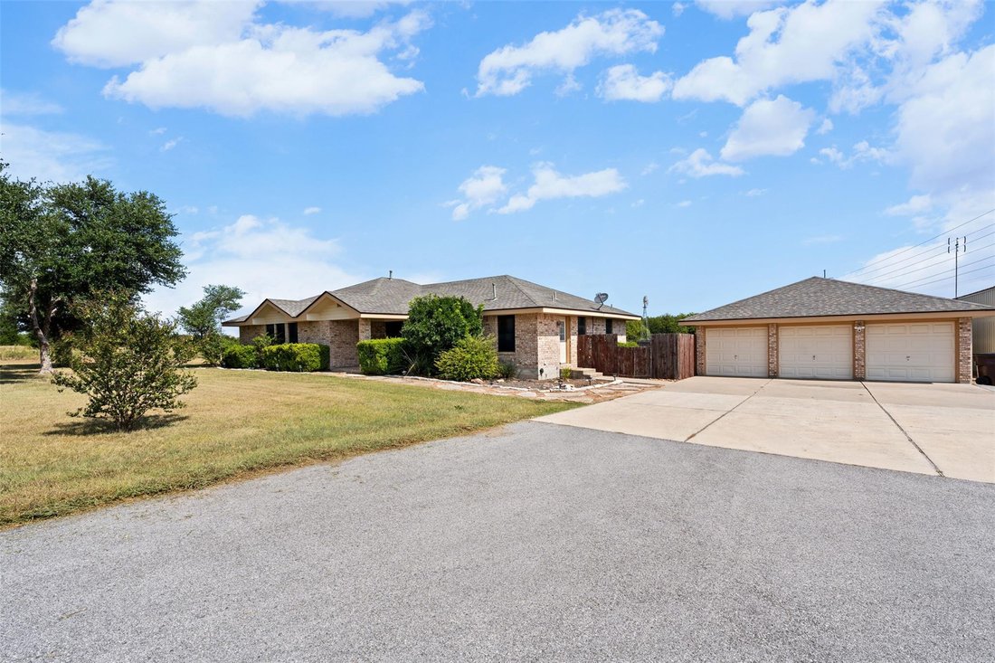 House in Pflugerville, Texas, United States 3 - 18264445