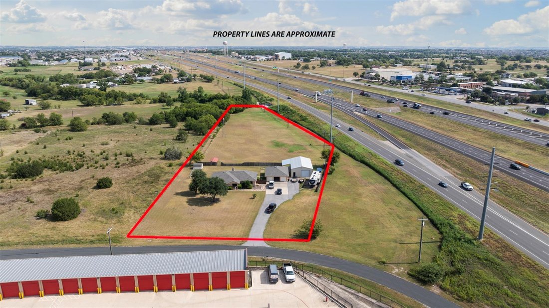House in Pflugerville, Texas, United States 1 - 18264445