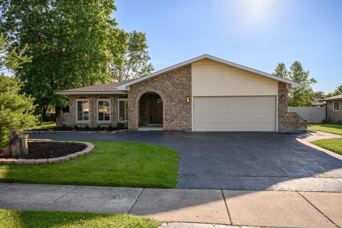 House in Orland Park, Illinois, United States 2 - 18264762