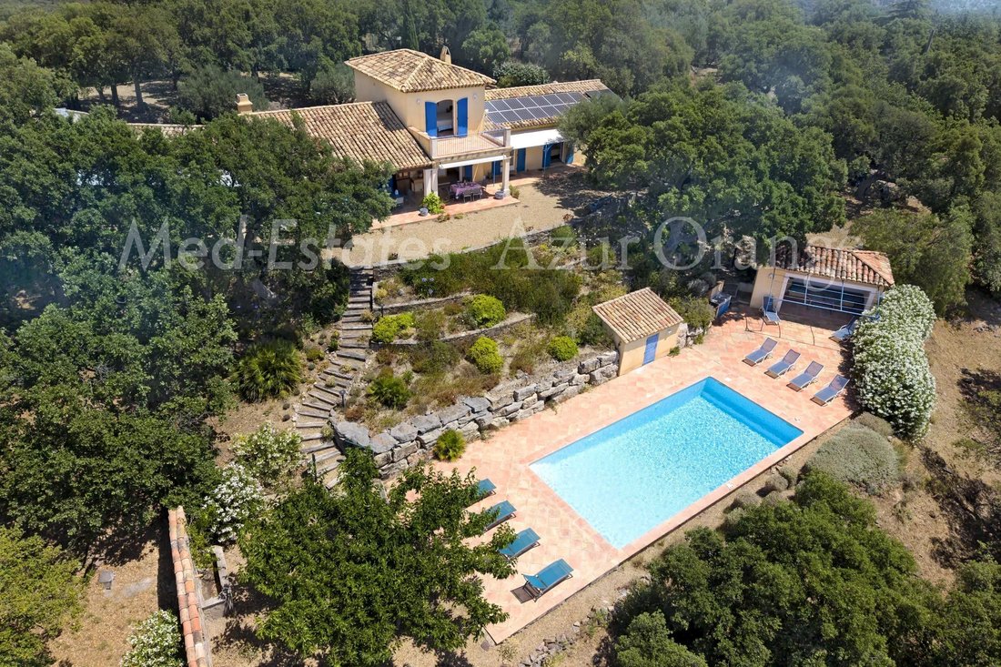 Villa in Le Plan-de-la-Tour, Provence-Alpes-Côte d'Azur, France 3 - 18260595