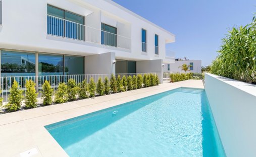 Villa in Sao Goncalo de Lagos, Algarve, Portugal 1