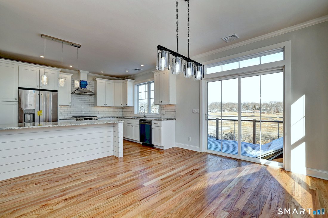 House in Milford, Connecticut, United States 4 - 18263423