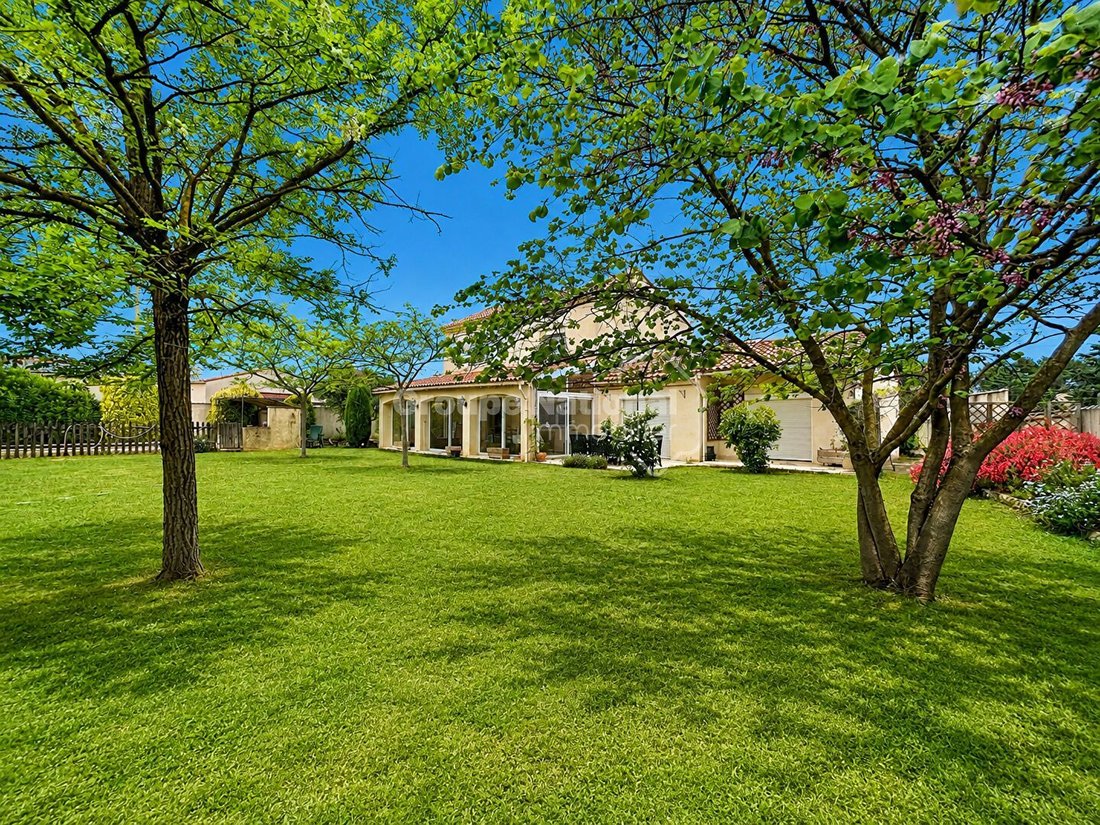 House in La Plaine, Beaucaire, France 1 - 18265772