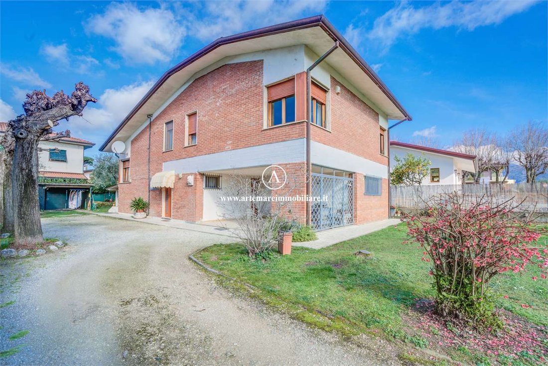Villa in Caranna-Vaiana, Forte dei Marmi, Tuscany 4 - 18258018