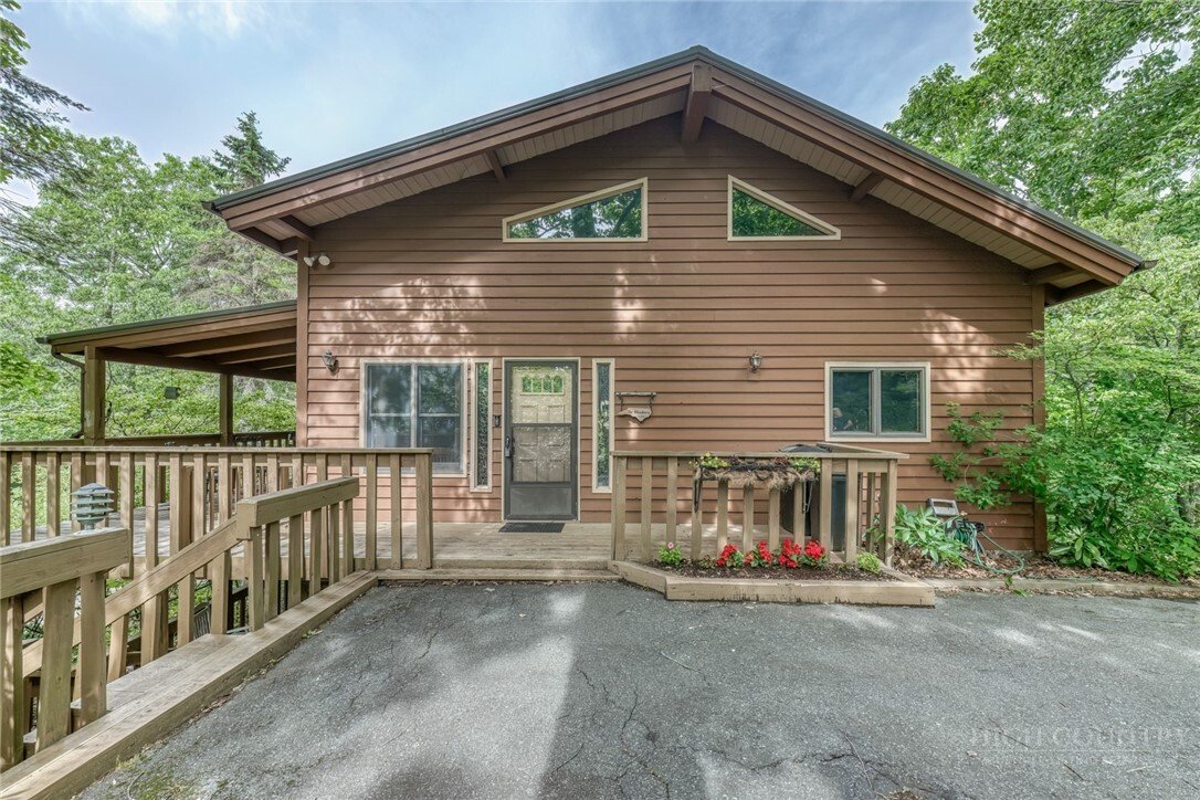 House in Newland, North Carolina, United States 1 - 18263369