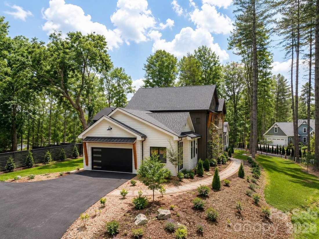 House in Brevard, North Carolina, United States 4 - 17411004