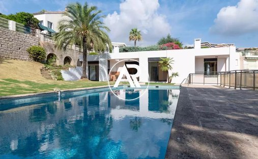 Villa in Lanterne, Nice, France 1
