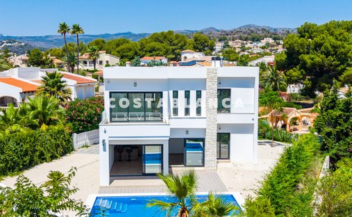 Villa in Benissa, Valencian Community, Spain 1