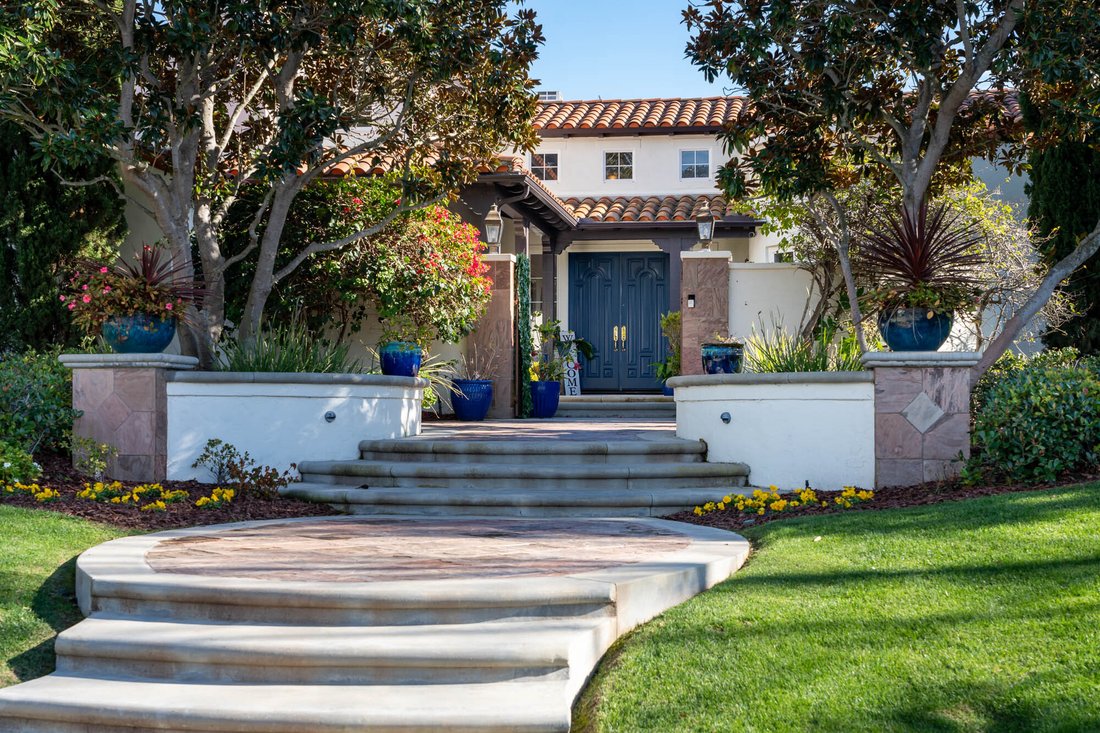 Carlsbad, California, United States 5 - 17225125