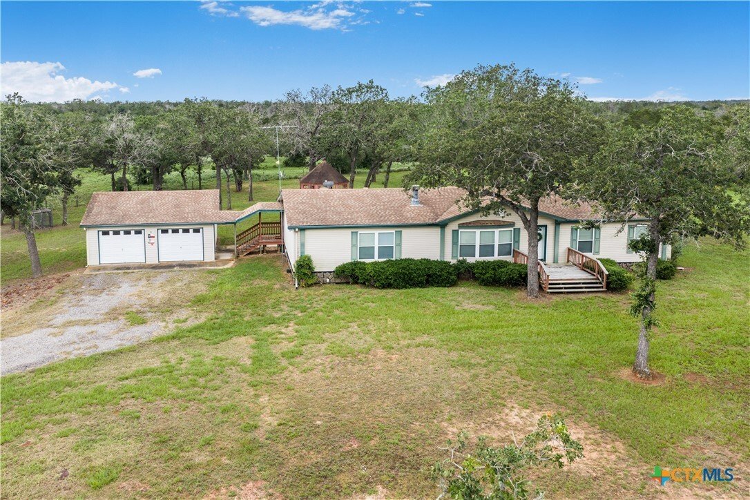 House in Harwood, Texas, United States 4 - 18266044