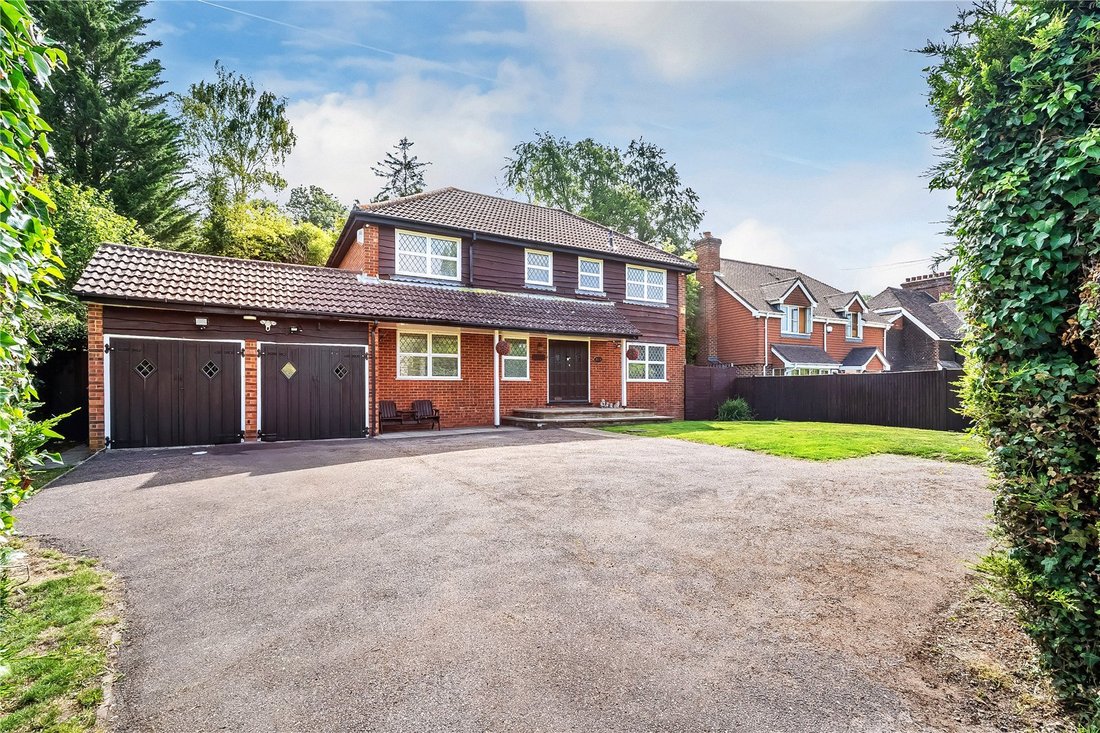House in Badgers Mount, Sevenoaks, England 1 - 18260523