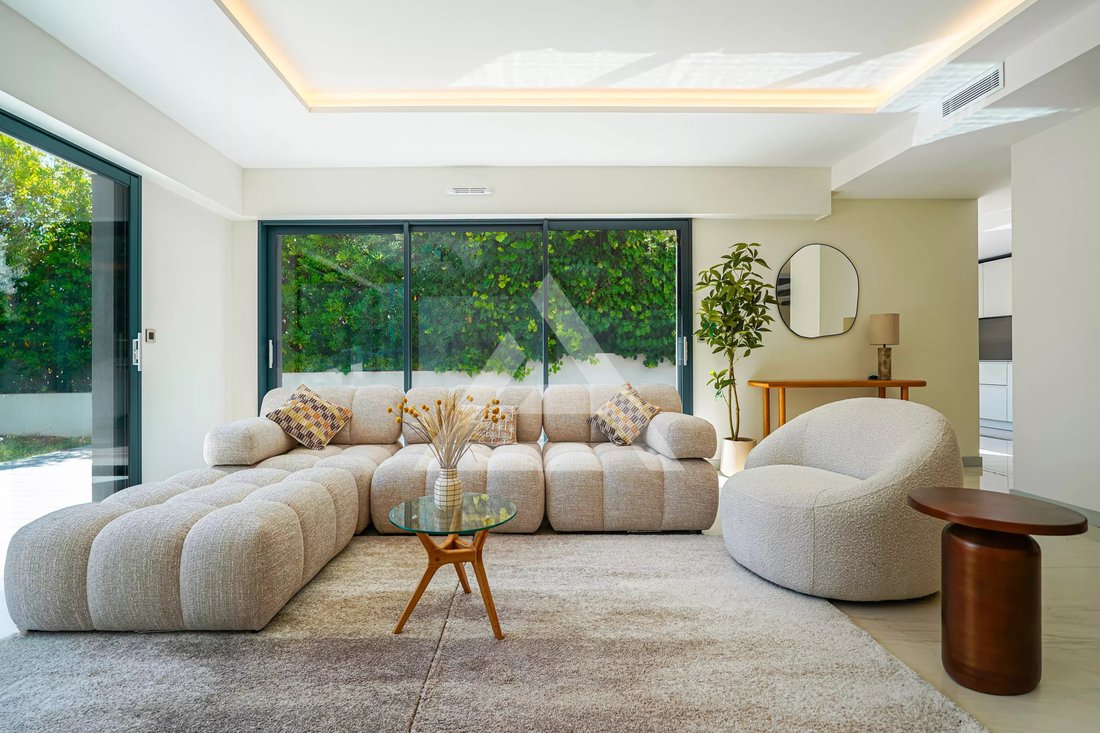 Villa in Saint-Jean-Cap-Ferrat, Provence-Alpes-Côte d'Azur, France 1 - 13739677