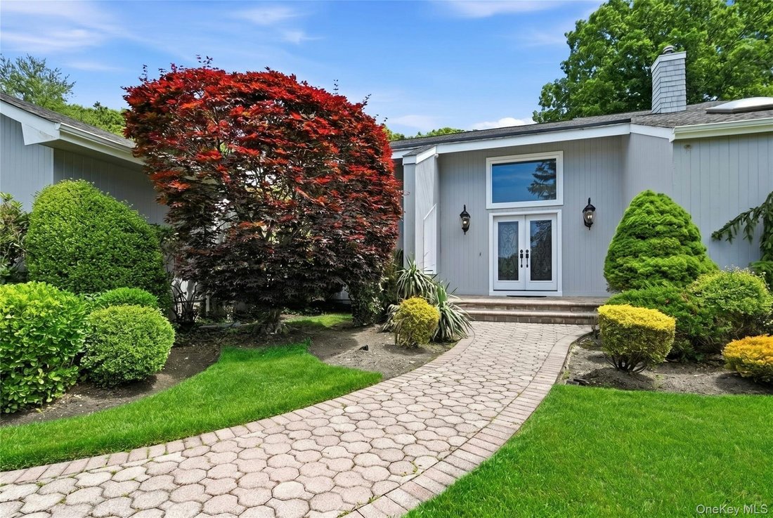 House in Huntington Station, New York, United States 3 - 18263753