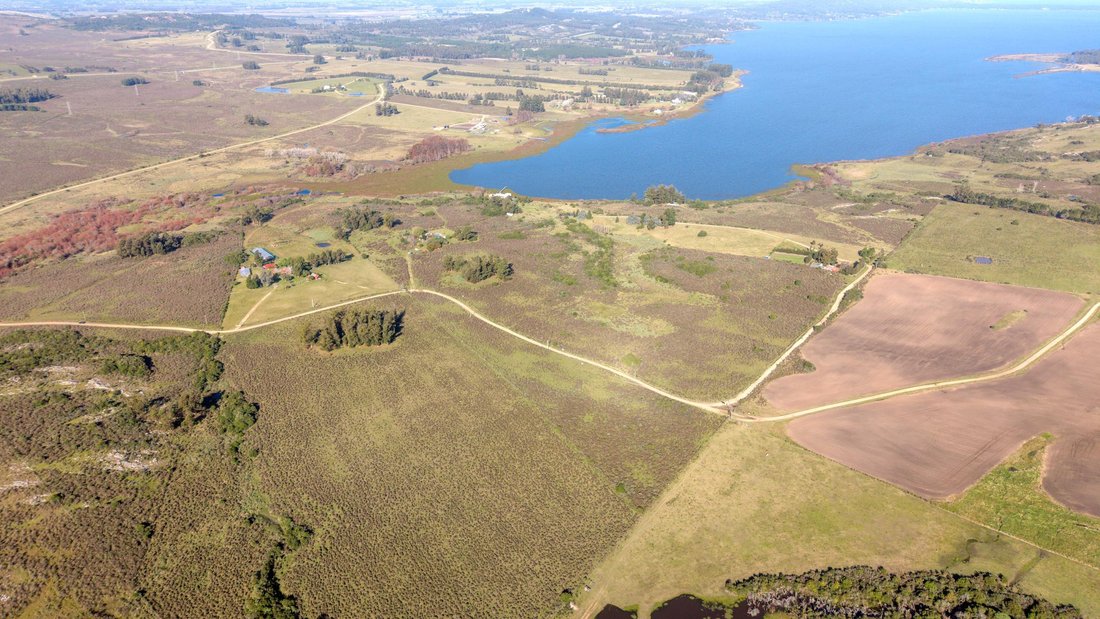 Farm Ranch in Abra del Perdomo, Maldonado Department, Uruguay 2 - 18260954