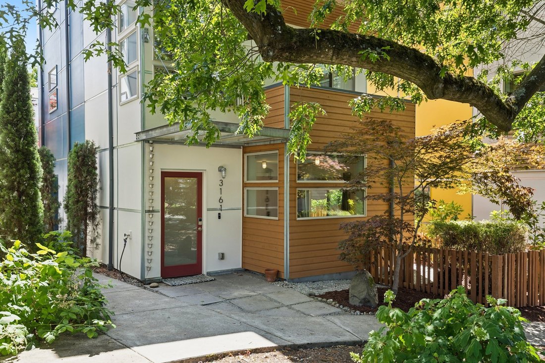 House in Seattle, Washington, United States 1 - 18261821