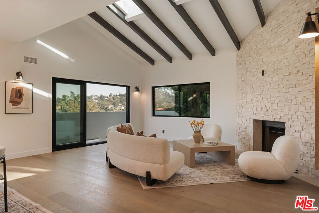 House in Los Angeles, California, United States 4 - 18265925