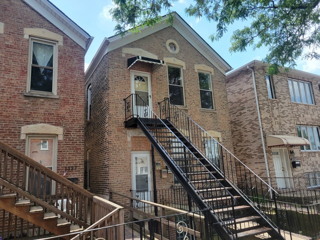 Chicago, Illinois, United States 2 - 18264690