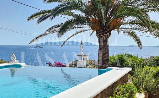Villa in Ibiza Town, Balearic Islands, Spain 1