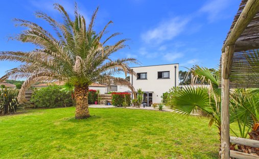 Villa in Saint-Geours-de-Maremne, Nouvelle-Aquitaine, France 1