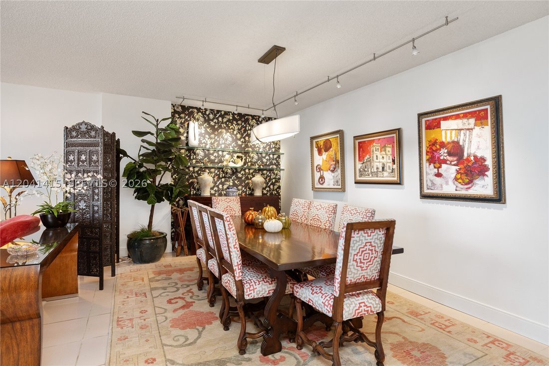 Condo in Miami, Florida, United States 4 - 18265978