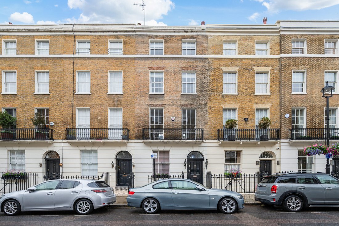 House in Hyde Park, Westminster, England 1 - 18157957