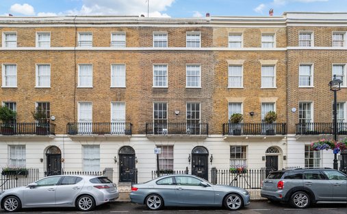 House in Hyde Park, Westminster, England 1