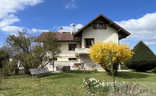 House in Italie-Jacotot, Aix-les-Bains, France 1