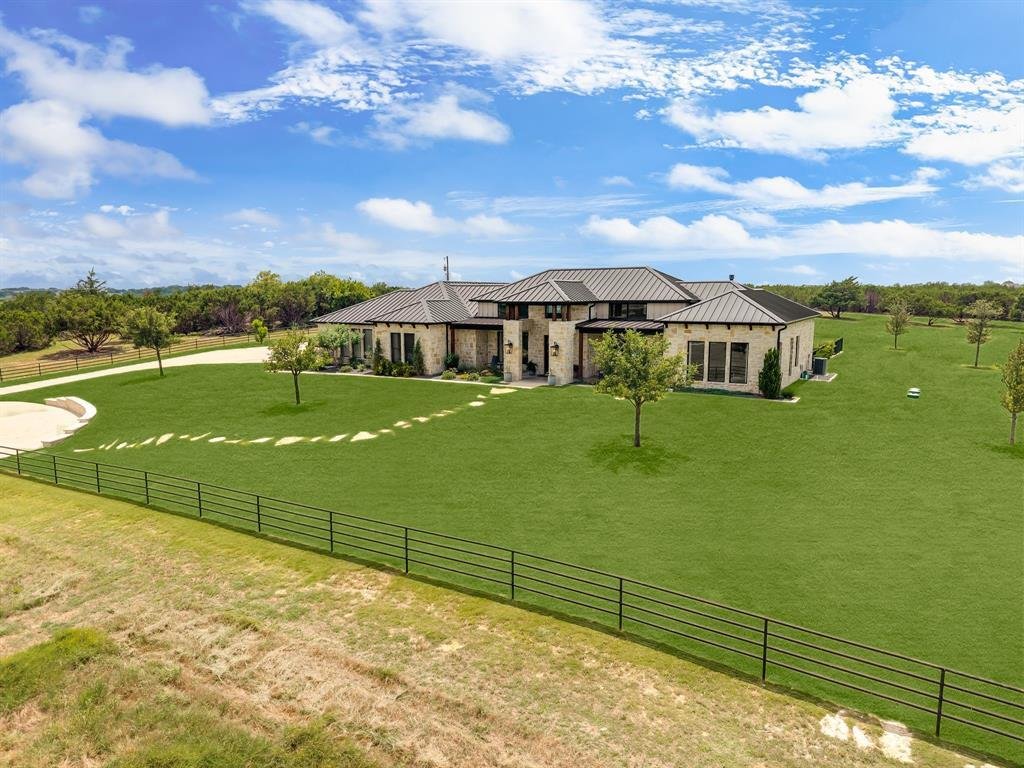 House in Cleburne, Texas, United States 2 - 18265277