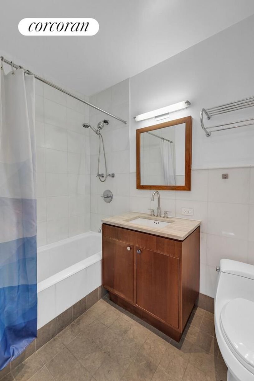 Condo in New York, New York, United States 5 - 18202469