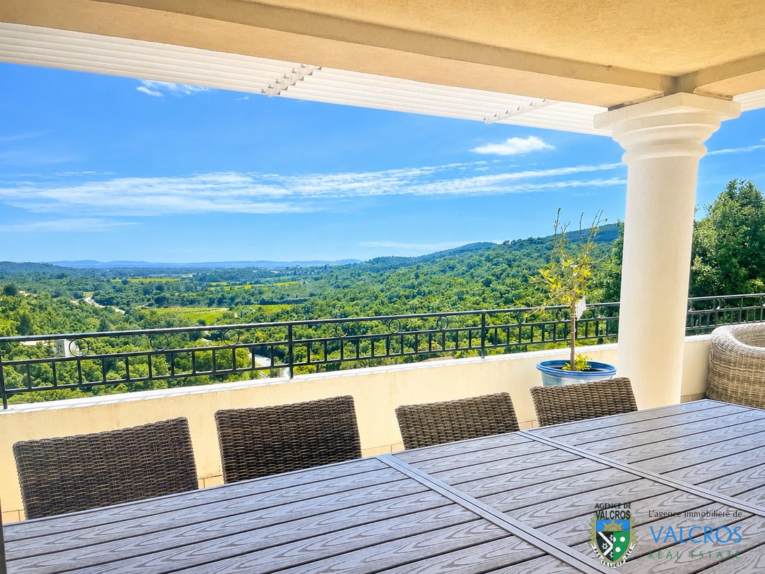 Villa in La Londe-les-Maures, Provence-Alpes-Côte d'Azur, France 2 - 18009326