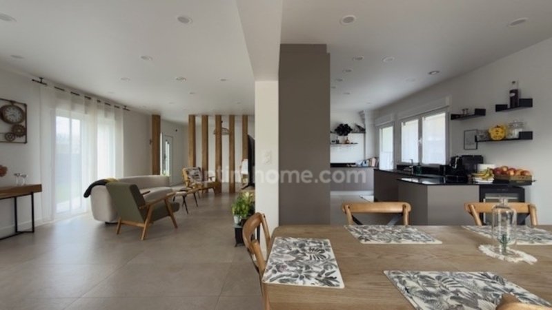 House in Saint-Maurice-Montcouronne, Ile-de-France, France 5 - 18265764