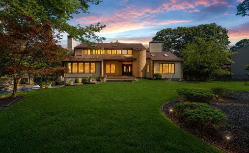 House in Setauket- East Setauket, New York, United States 1