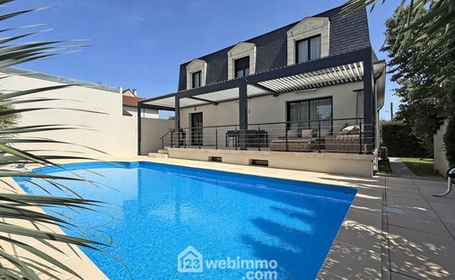 Villa in Ormesson-sur-Marne, Ile-de-France, France 1