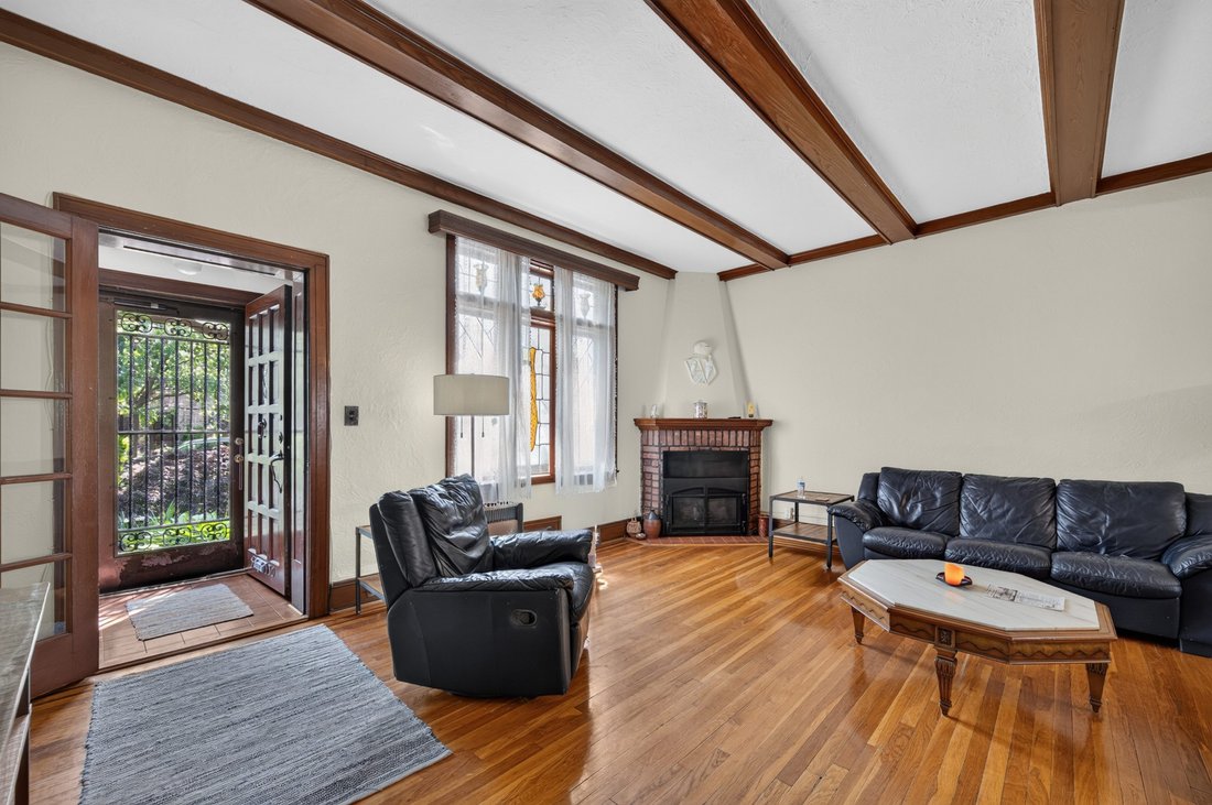 House in New York, New York, United States 5 - 18210458