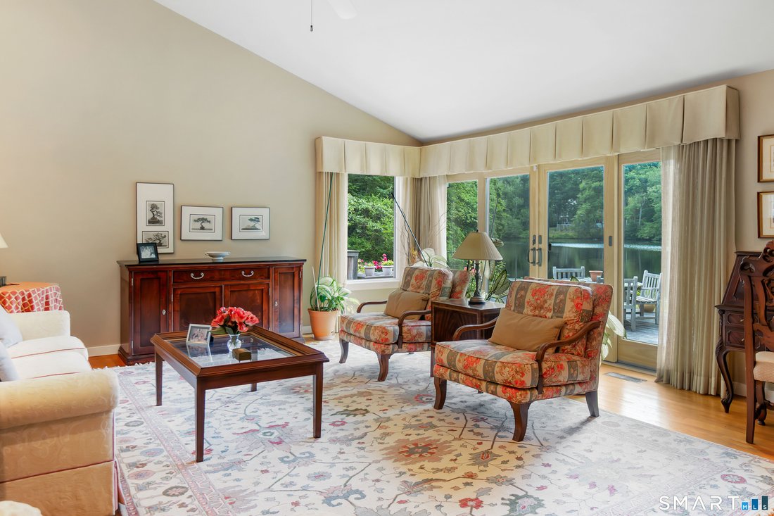 House in Stamford, Connecticut, United States 5 - 18164934