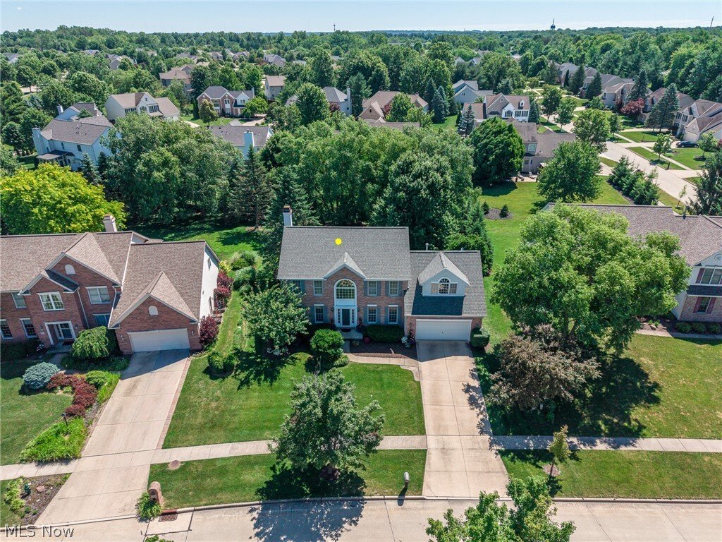 House in Strongsville, Ohio, United States 2 - 18266002