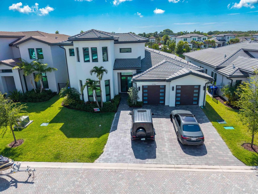 House in Hollywood, Florida, United States 2 - 18264240