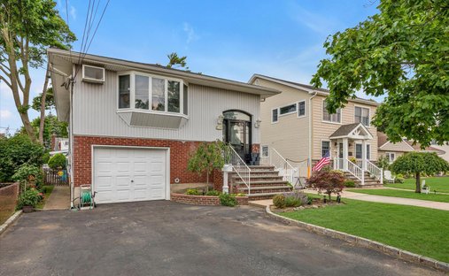 House in Oceanside, New York, United States 1