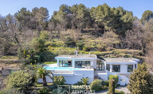 Villa in Le Rouret, Provence-Alpes-Côte d'Azur, France 1