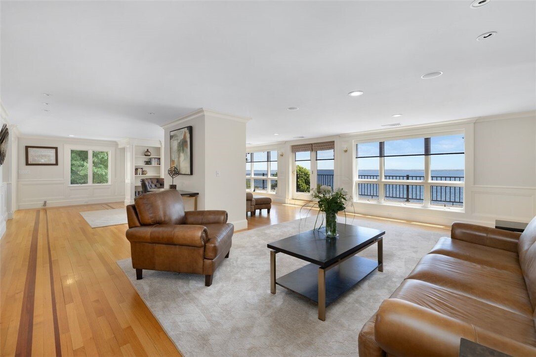 House in Warwick, Rhode Island, United States 4 - 18261477