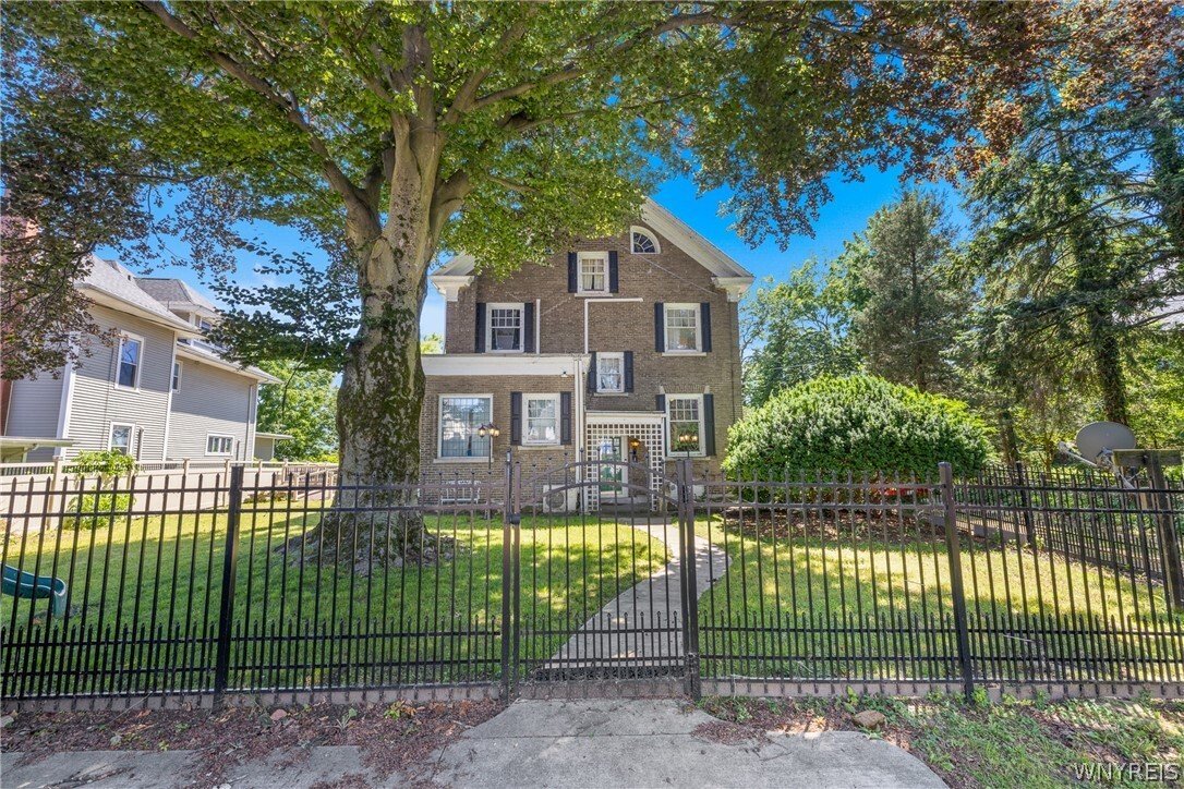 House in Niagara Falls, New York, United States 2 - 18242486