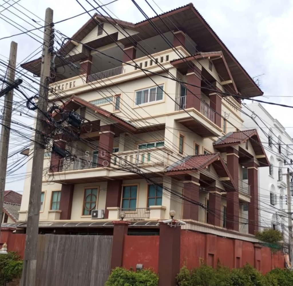 Townhouse in Samsen Nai, Bangkok, Thailand 3 - 18262090