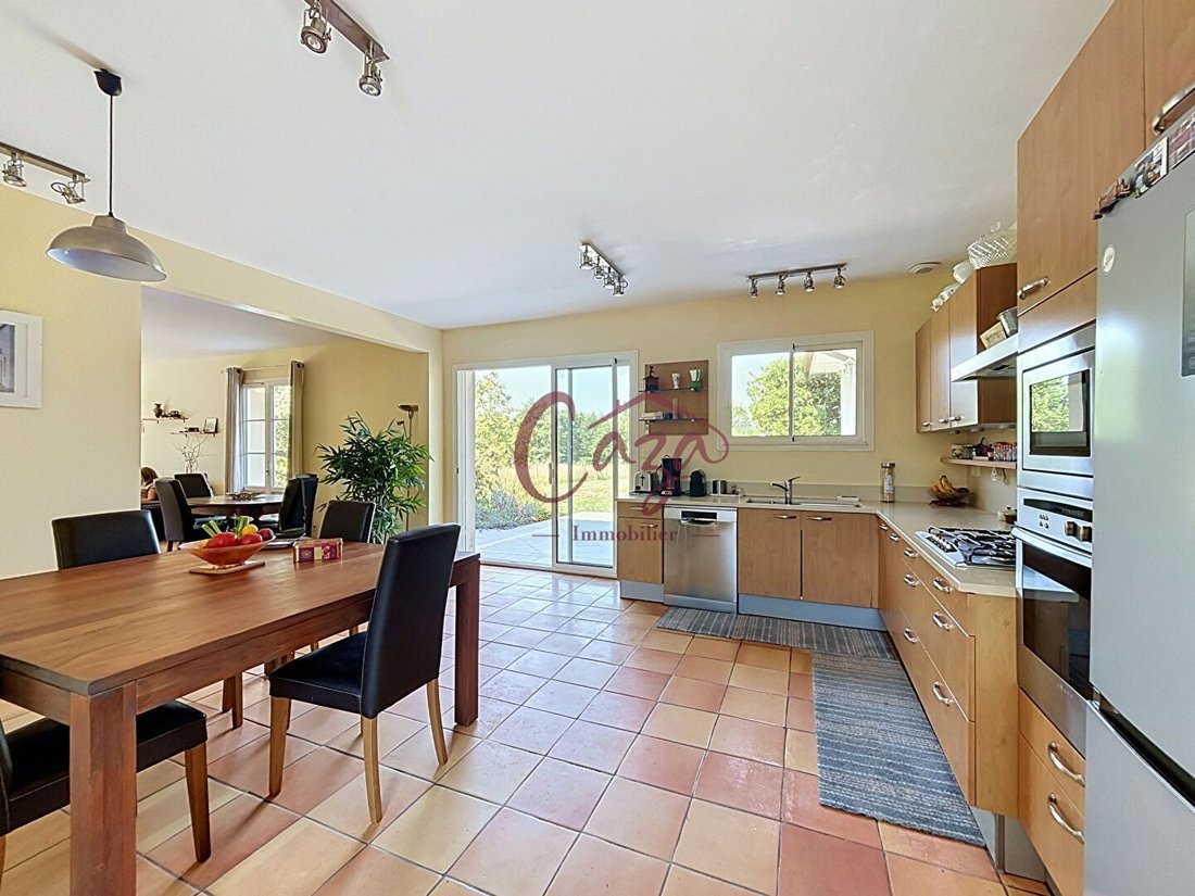House in Camblanes-et-Meynac, Nouvelle-Aquitaine, France 4 - 18265836