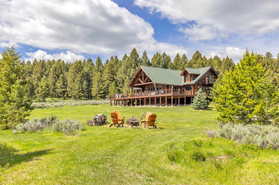 House in Gallatin Gateway, Montana, United States 2 - 18262925